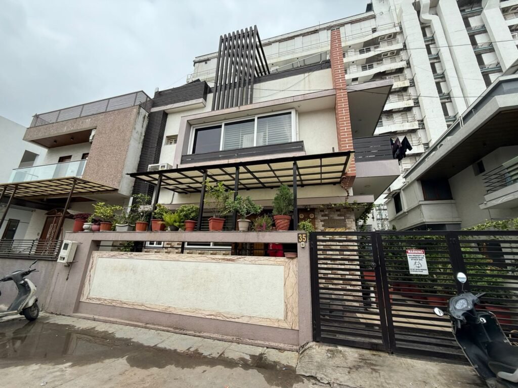 bunglows for sale in gulab tower – 1